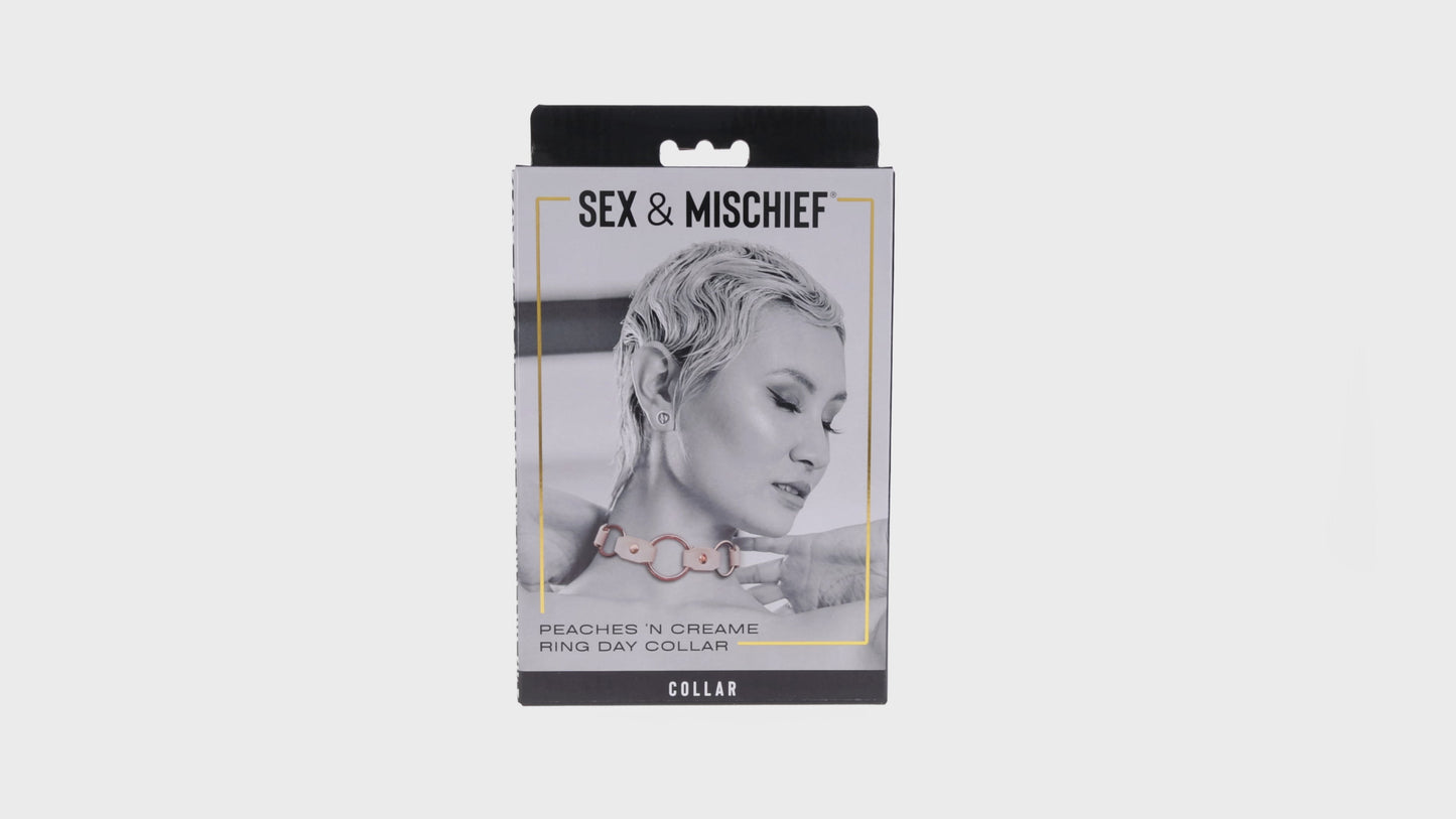 Sportsheets Sex & Mischief Peaches ''n CreaMe Ring Day Collar