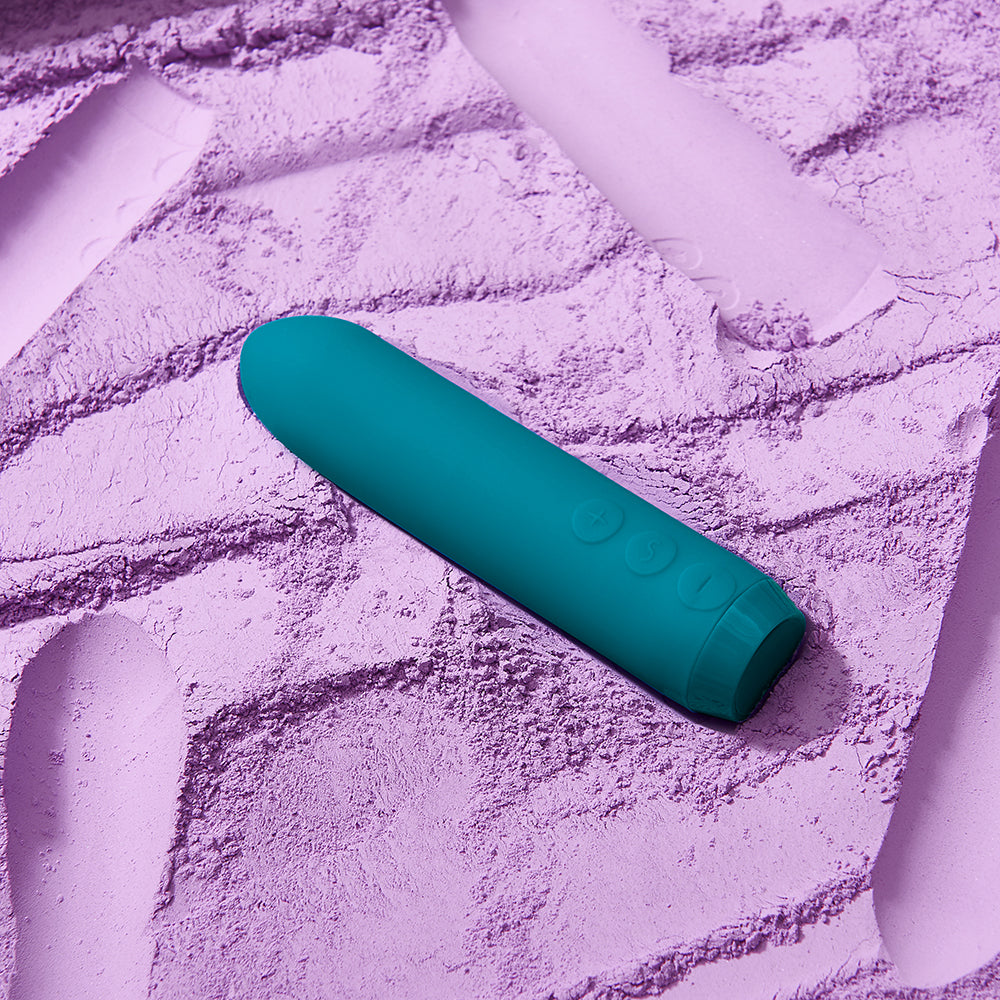 Je Joue Classic Bullet Vibrator Rechargeable Silicone with Finger Sleeve Teal