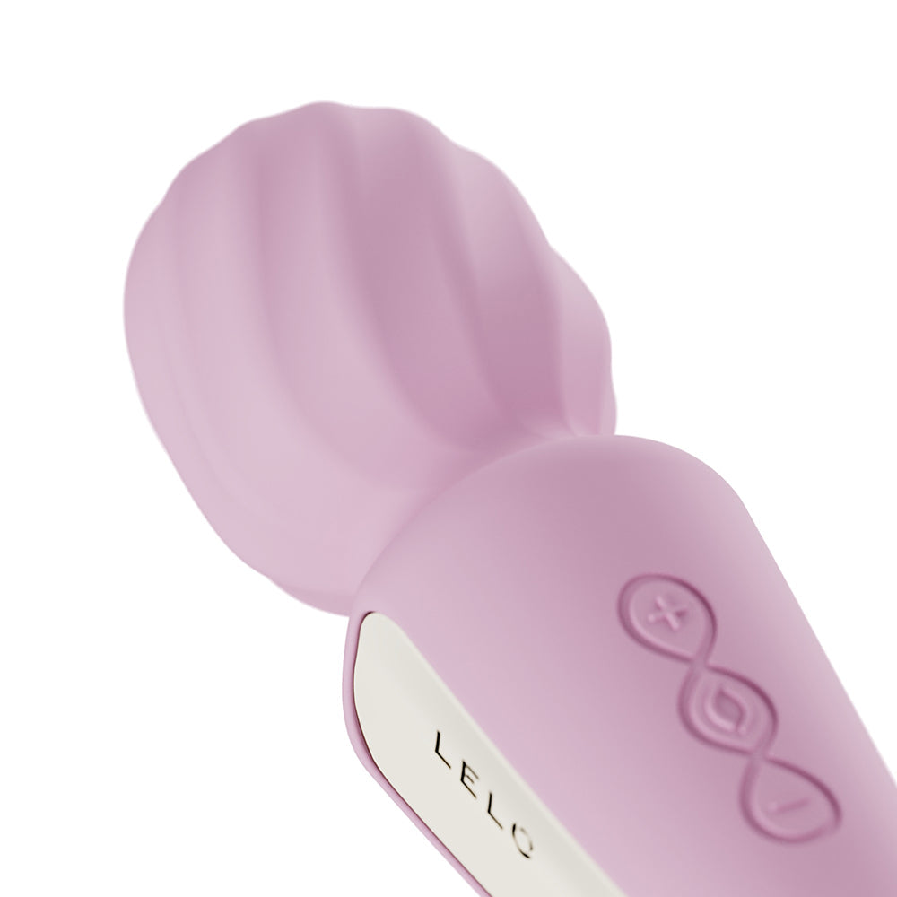 LELO SWITCH Double-Sided Wand Vibrator Soft Pink