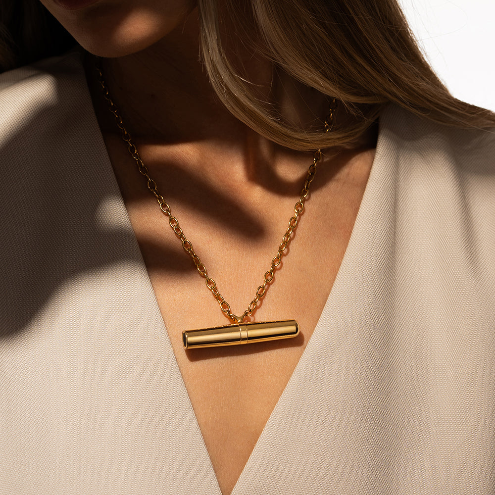 Crave Tease Necklace Gold